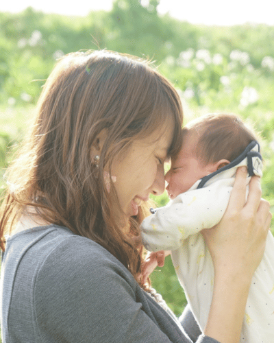 母子の微笑み